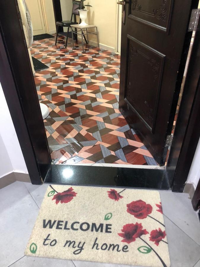 Moon Backpackers , Al Rigga , Partition For Couples And For Singles Apartment Dubai Luaran gambar