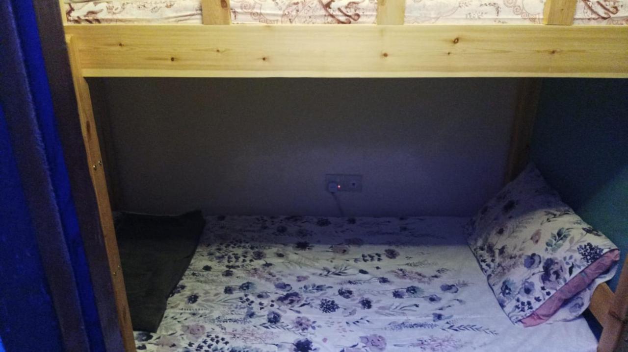 Moon Backpackers , Al Rigga , Partition For Couples And For Singles Apartment Dubai Luaran gambar